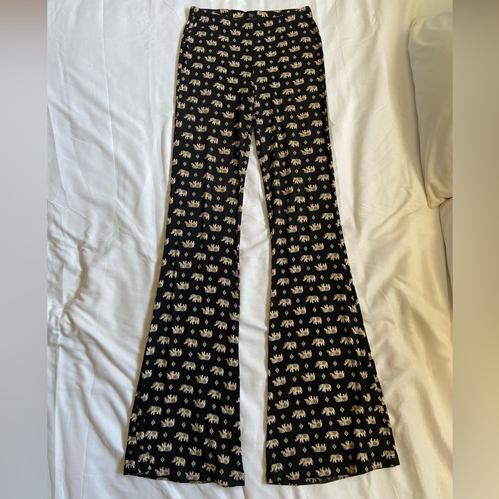 Forever 21 Printed Flare Pant [XS]
